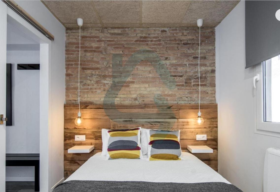 Cozy Apartment In Sants Barcelona Eksteriør bilde
